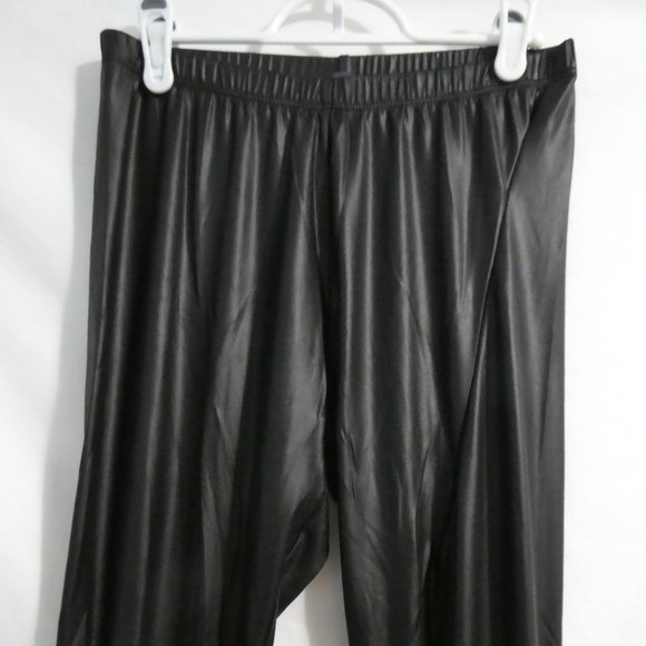 DEVOTED Luxury Apparel, size medium, shiny black stretchable leggings, BNWOT - Picture 5 of 14